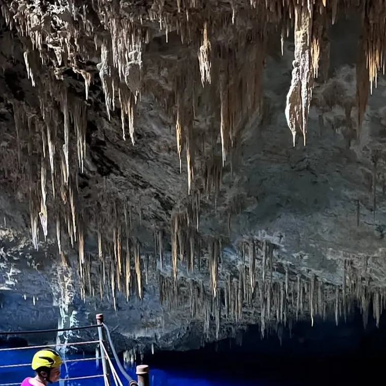 Gruta do Lago Azul, em Bonito